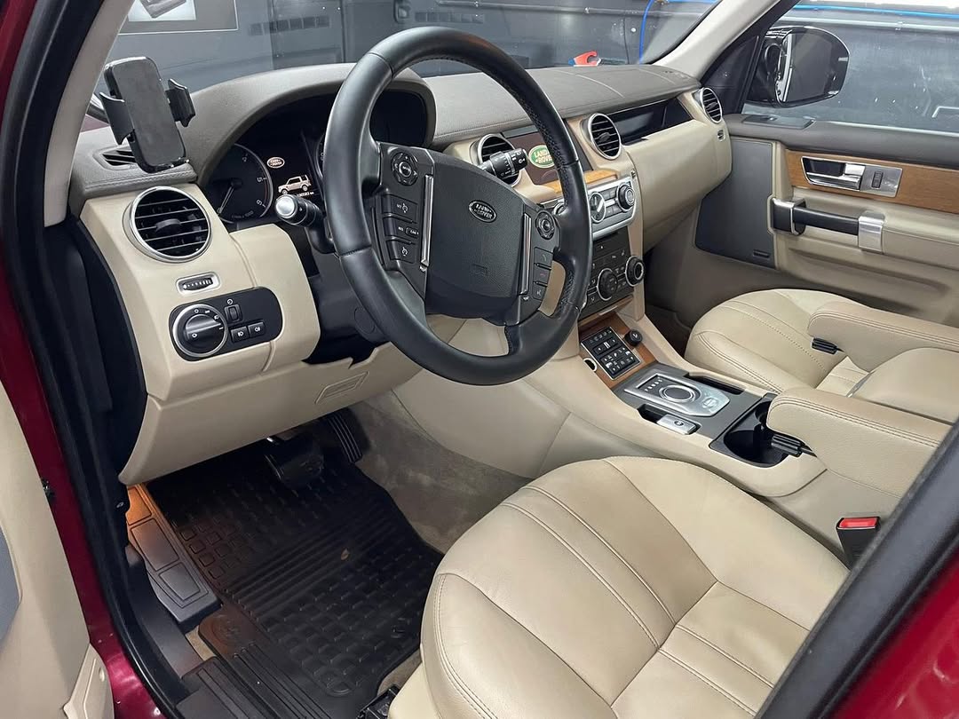 Land Rover Discovery - zdjęcie 5