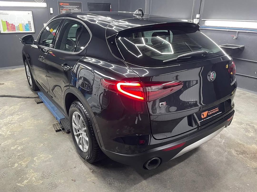 Alfa Romeo Stelvio - zdjęcie 2