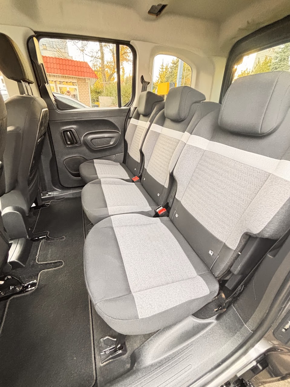 Czyszczenie wnętrza pojazdu - Po